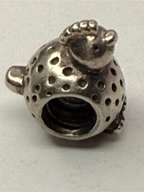 Pandora Spotted Hen / Chicken Little Charm – 790302 925 ALE